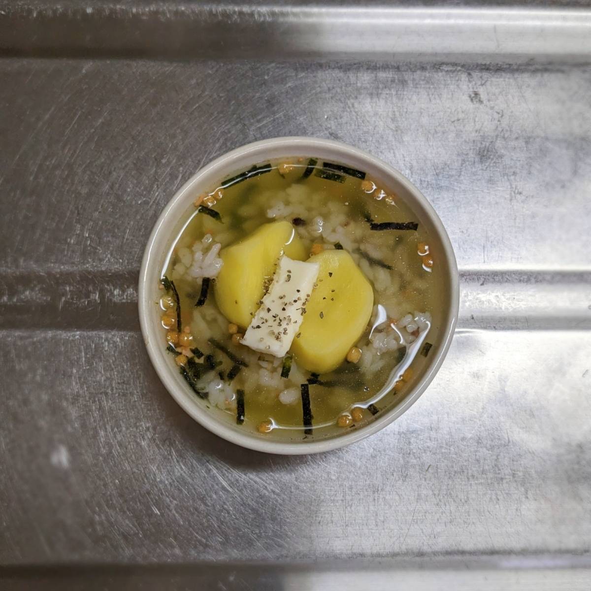 永谷園公式の「じゃがバター茶づけ」のレシピ