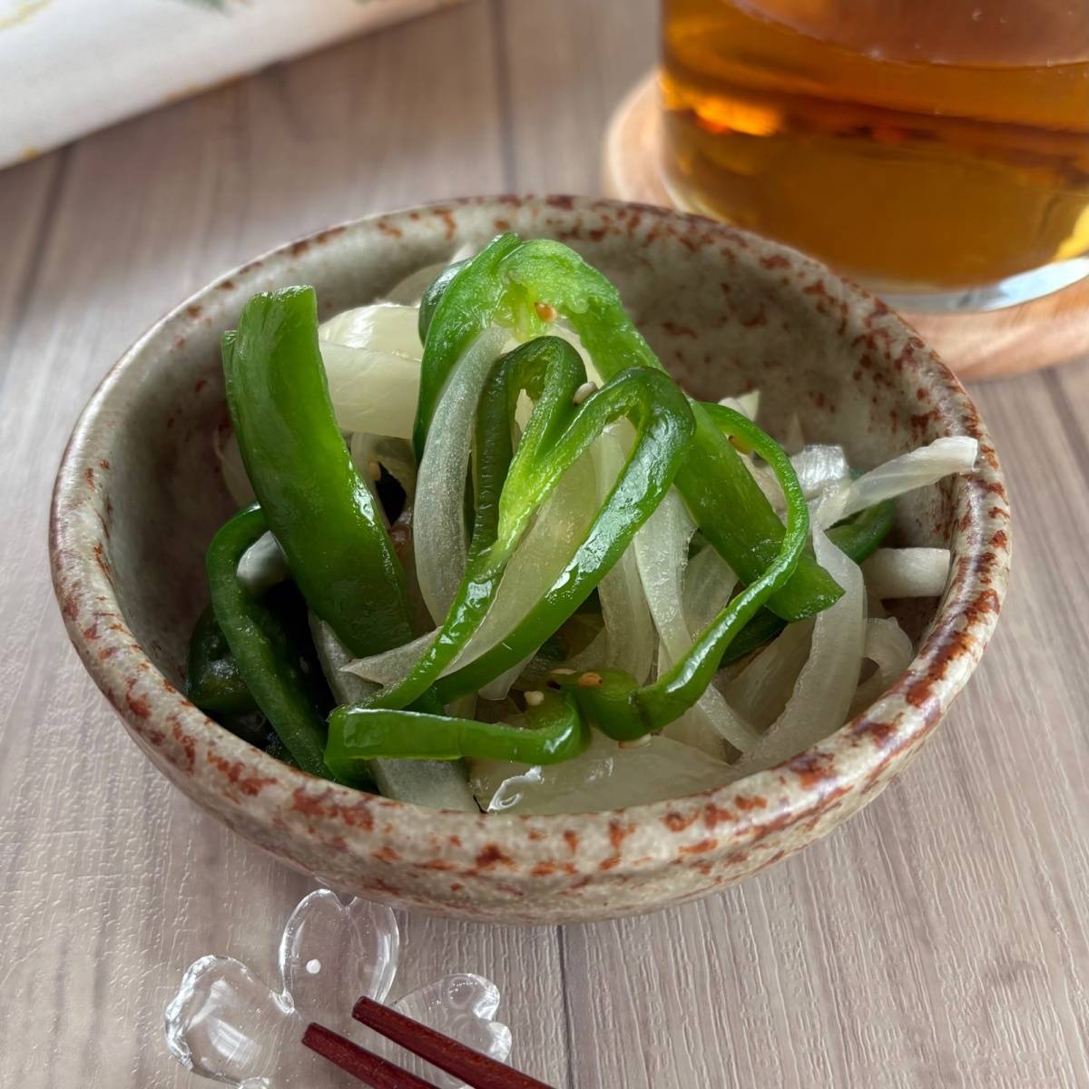 JAグループ公式の「❤玉葱と花小エビとピーマンのとりあえず❤」のレシピ