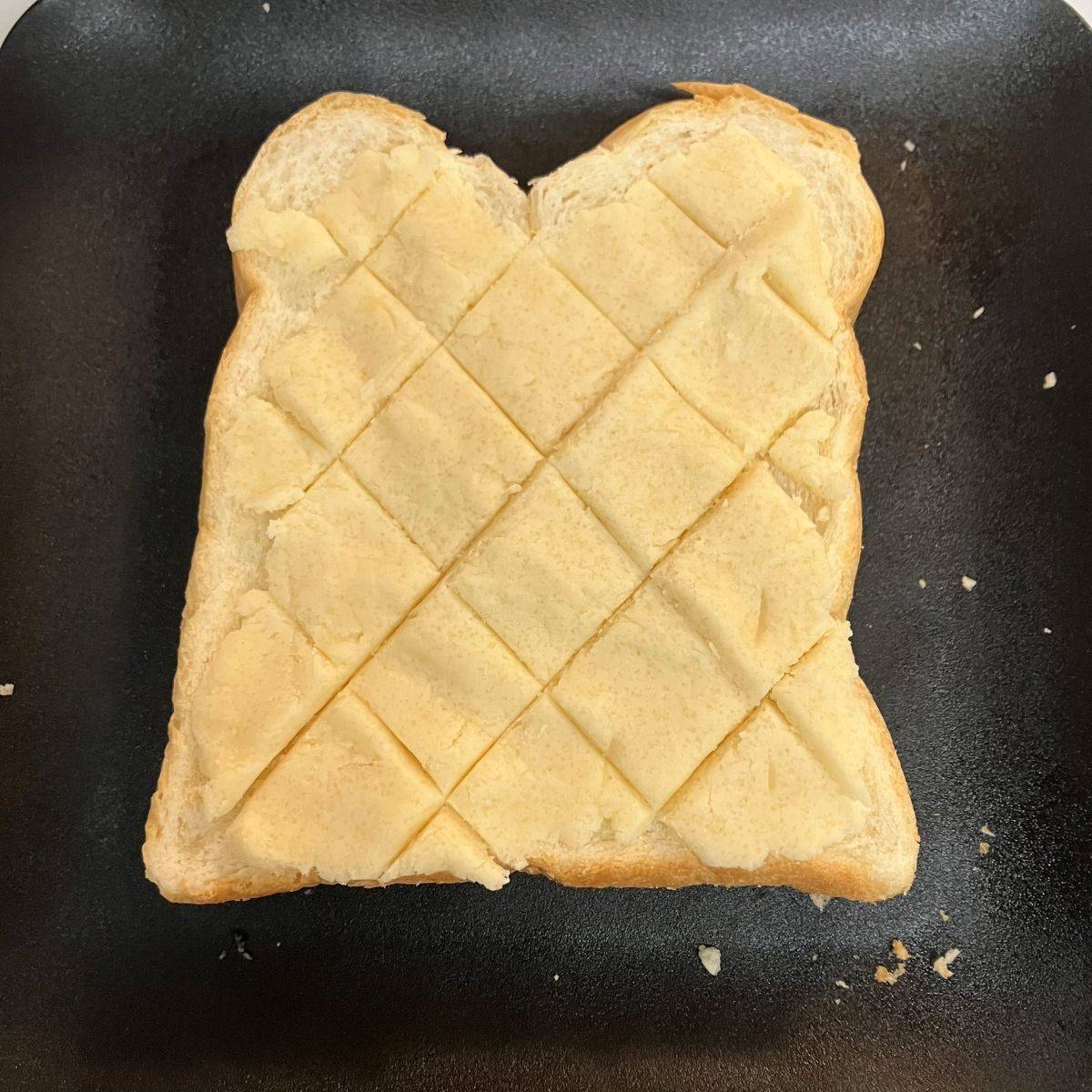 ヤマザキ公式の「メロンパン風トースト」のレシピ