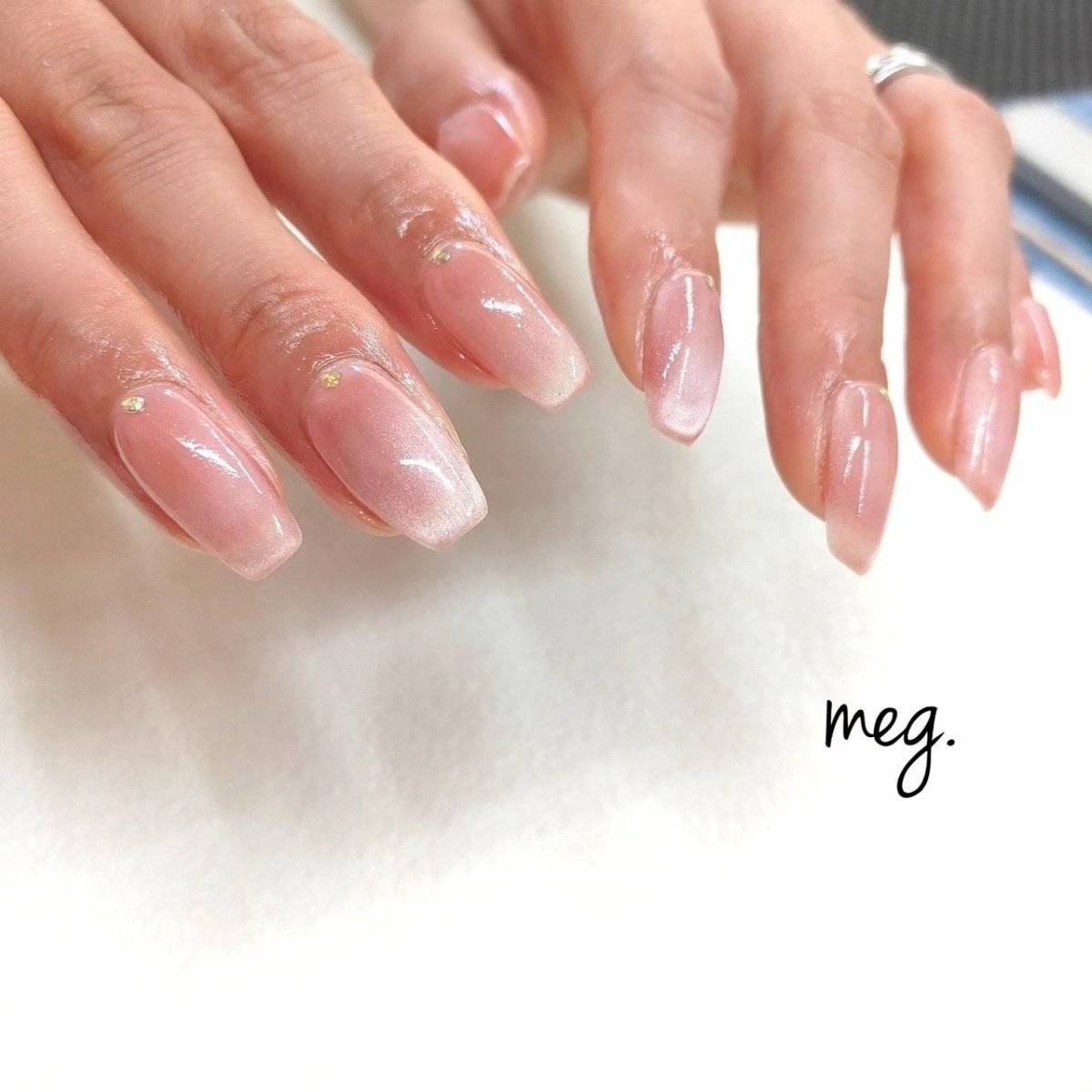 ピーチピンクネイル