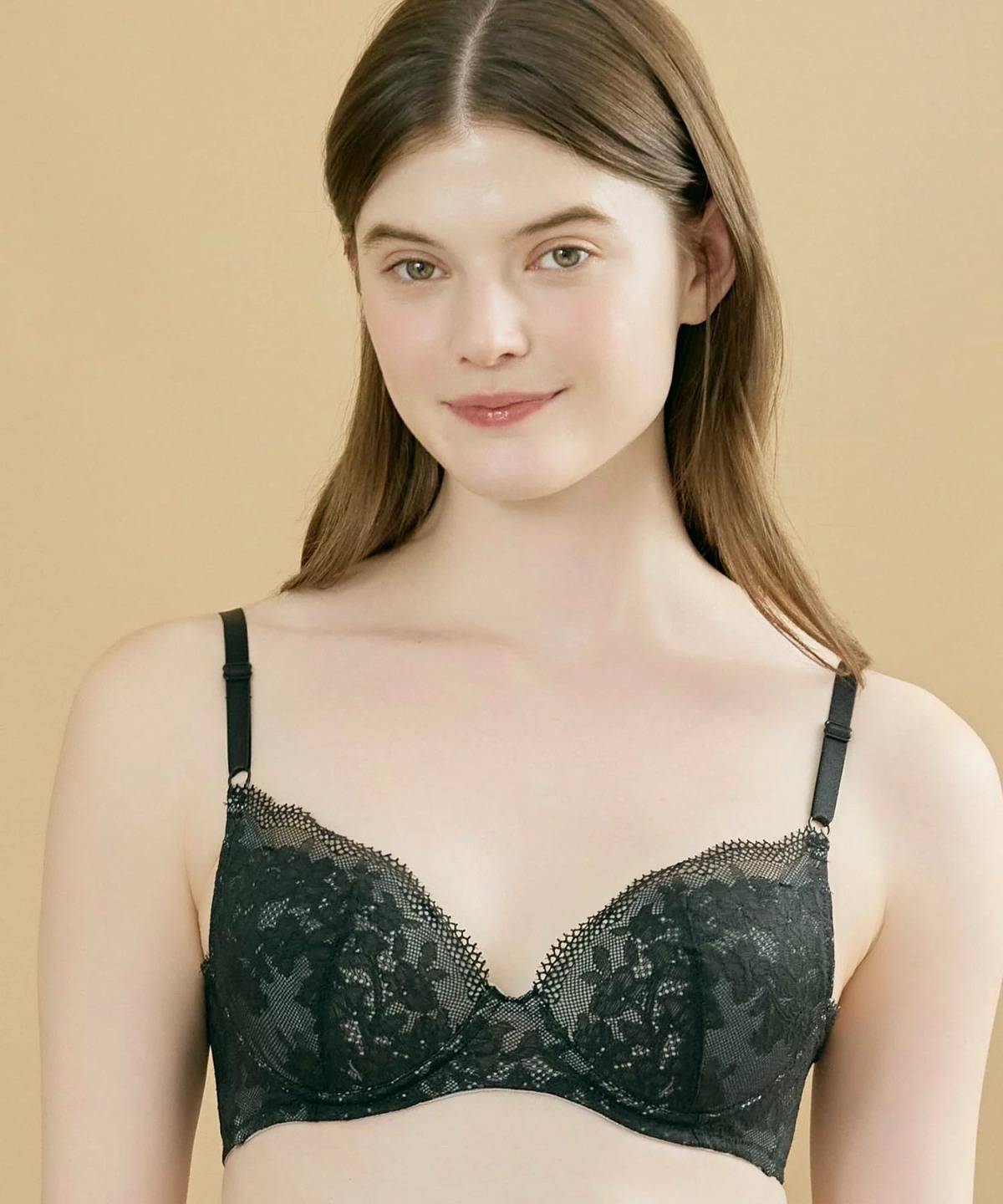 une nana cool Happy bloom ぷっくり上胸と背中すっきり BRAGENIC