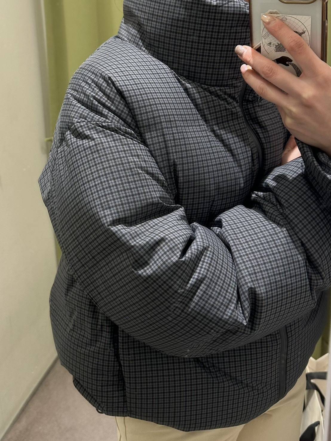 ユニクロ シームレスダウンショートジャケット