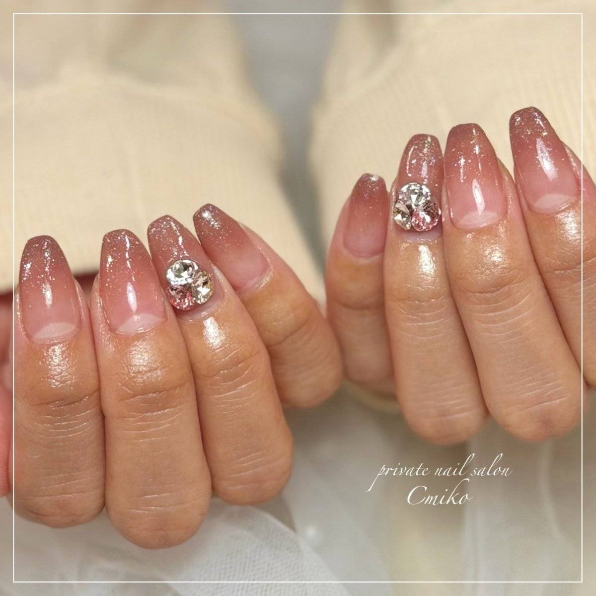 ピンクブラウンネイル