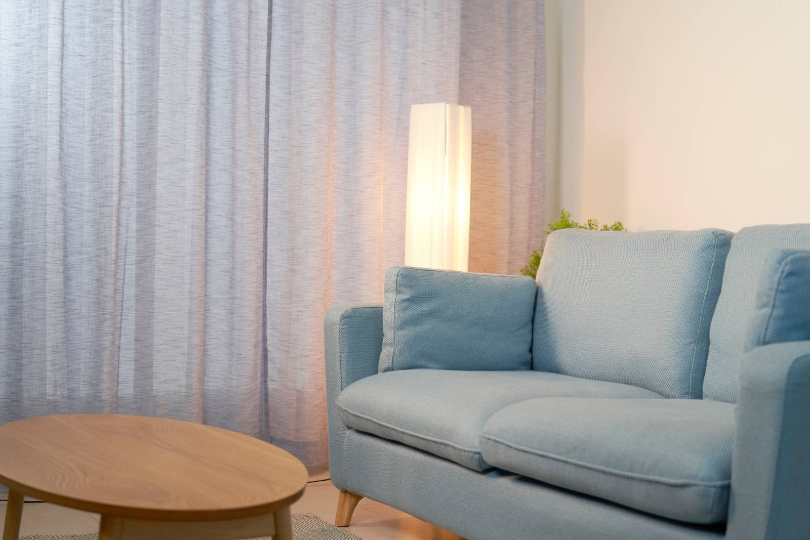 北東　良縁を引き寄せる　照明