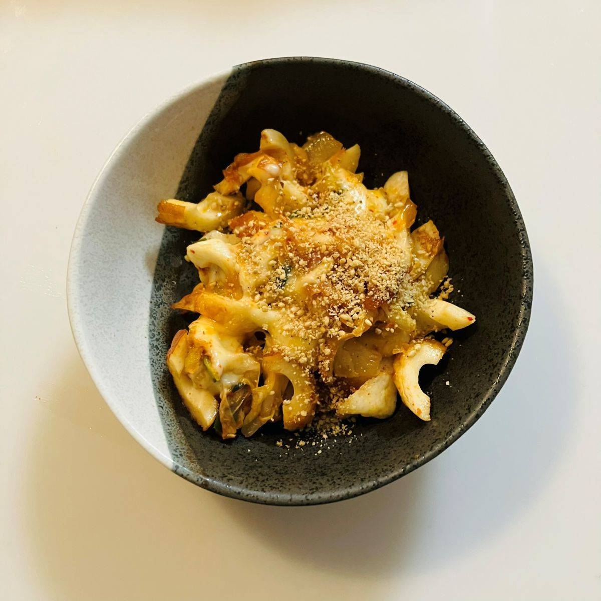 ヤマキ公式の「ちくわのキムチーズ炒め」のレシピ