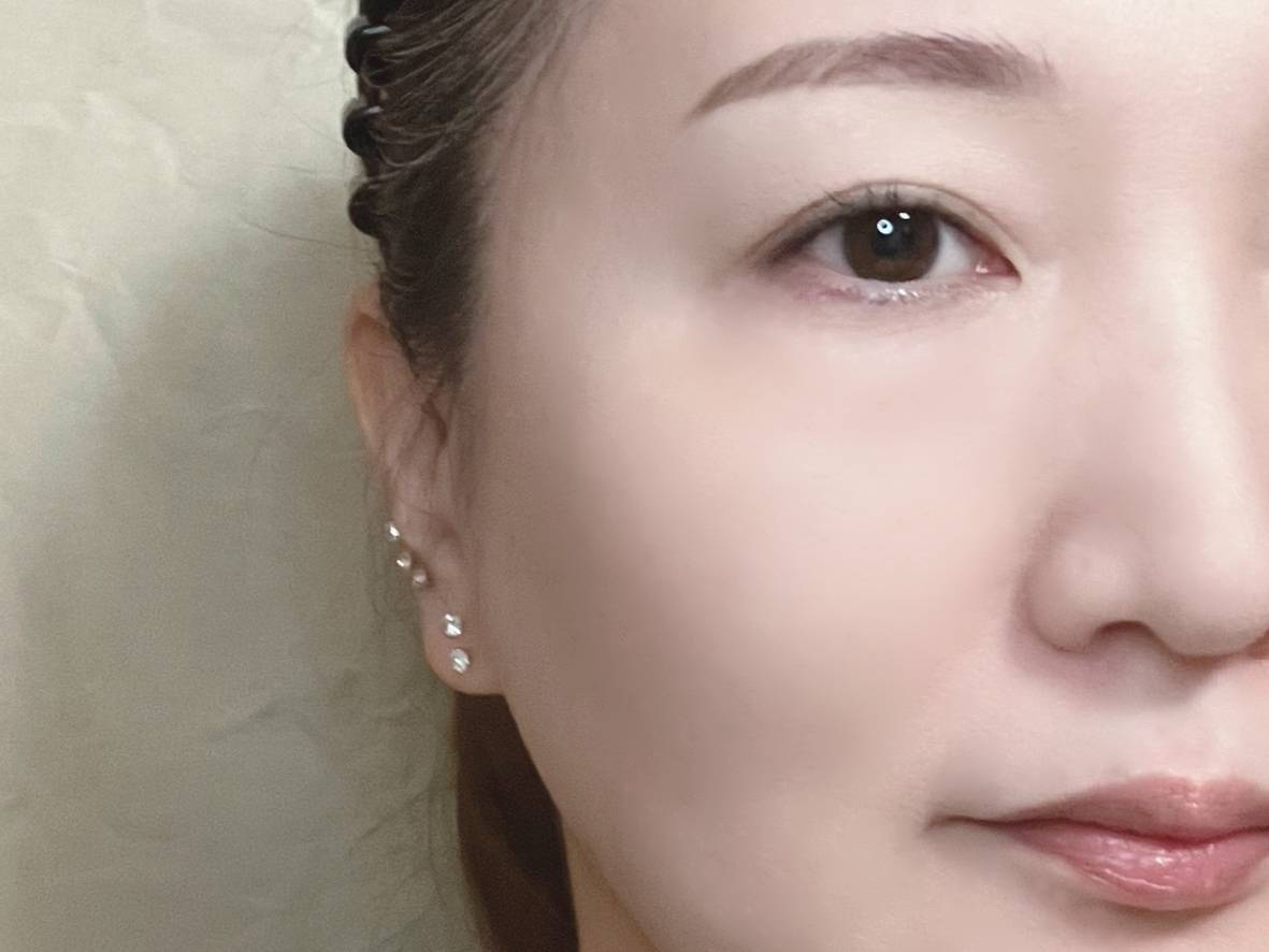 muice ミュアイス クマメンテパウダー 01 ライトベージュ クマカバー フェイスパウダー 塗布 after 筆者顔