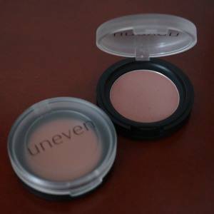 二色重ねが正解♪「uneven チーク」でつくる大人の垢抜けメイクテク