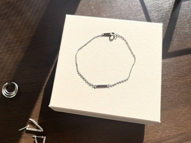 チェーンブレス置き画②