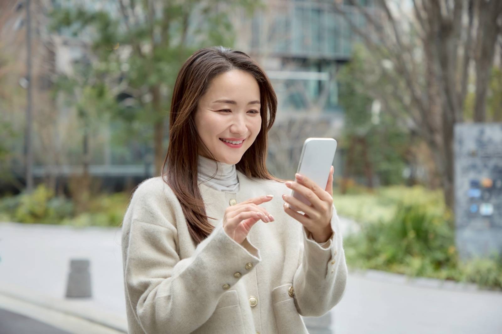 次回の予約をとる様子のモデル