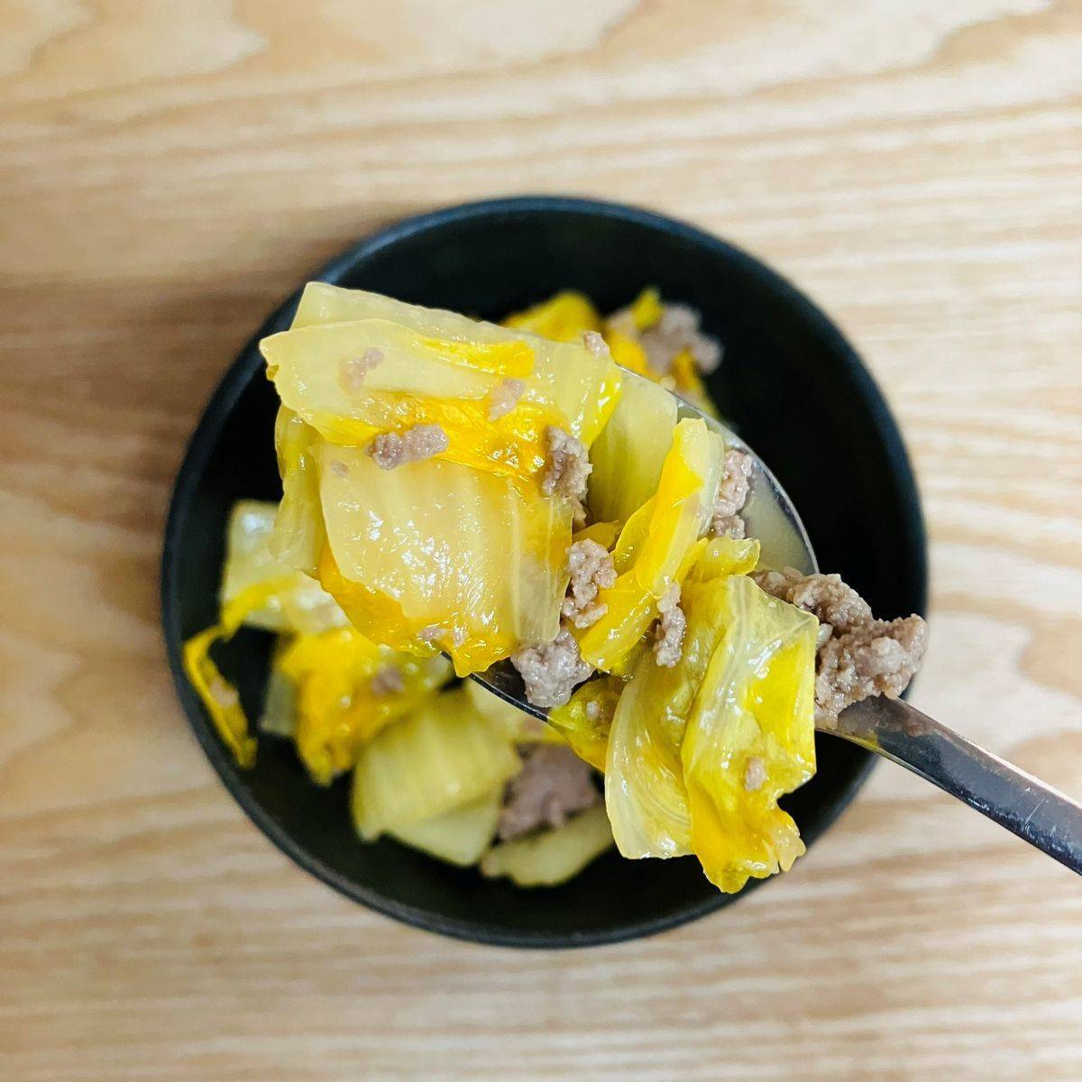 JAグループ公式の「白菜たまねぎ牛ひき肉の焼き肉だれ炒め」のレシピ