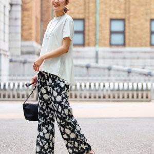 【パンツ編】ぽっこりお腹の人が避けるべき“NGな初夏コーデ”4つ