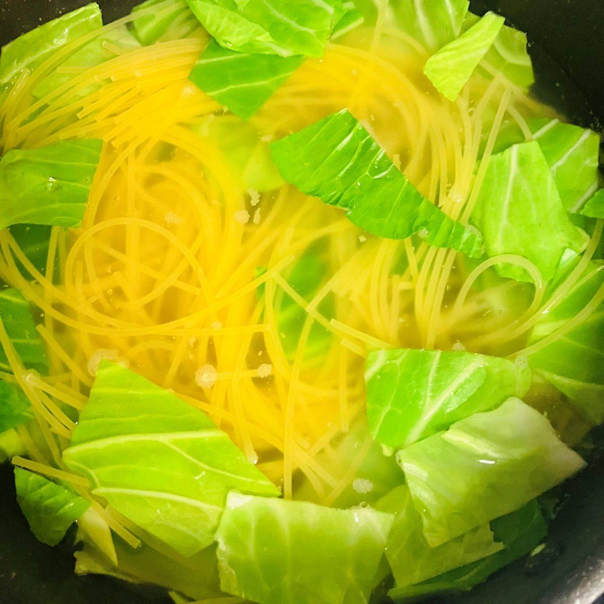 永谷園公式の「春キャベツとしらすの和風あっさりパスタ！」のレシピ