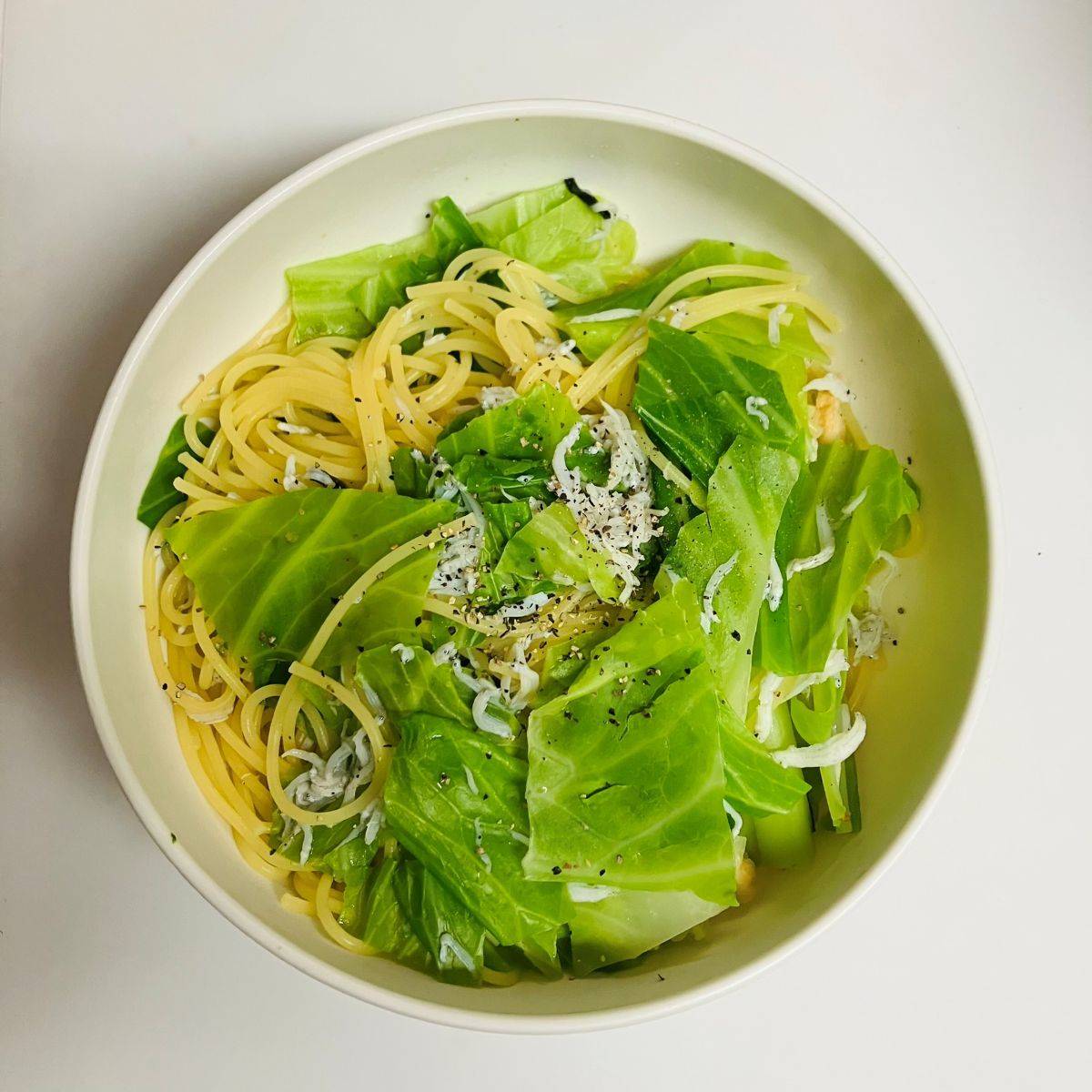 永谷園公式の「春キャベツとしらすの和風あっさりパスタ！」のレシピ