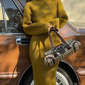 絶対いい女に見える黄金バランスコーデ♡タートルネック×タイトスカート