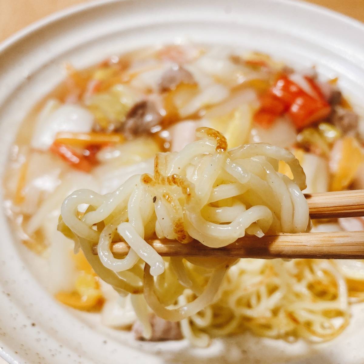 マルちゃん公式の「帆立と白菜のあんかけ塩焼そば」のレシピ