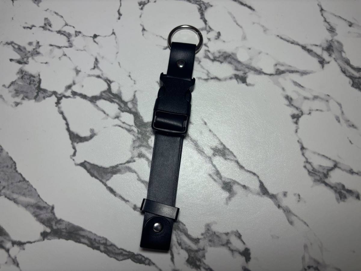 3COINS ジャケットホルダー 評価