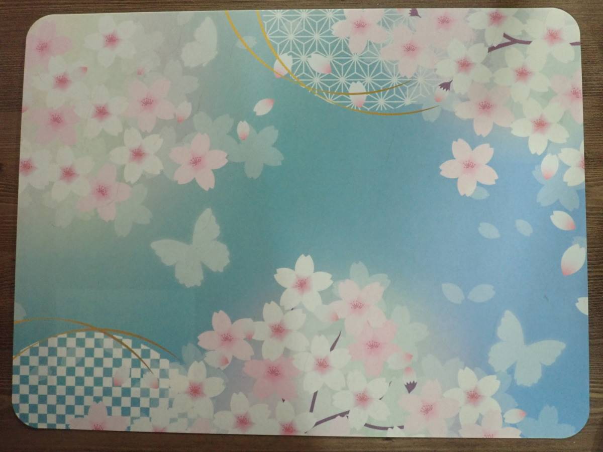 ダイソーのPPランチョンマット(さくら)
