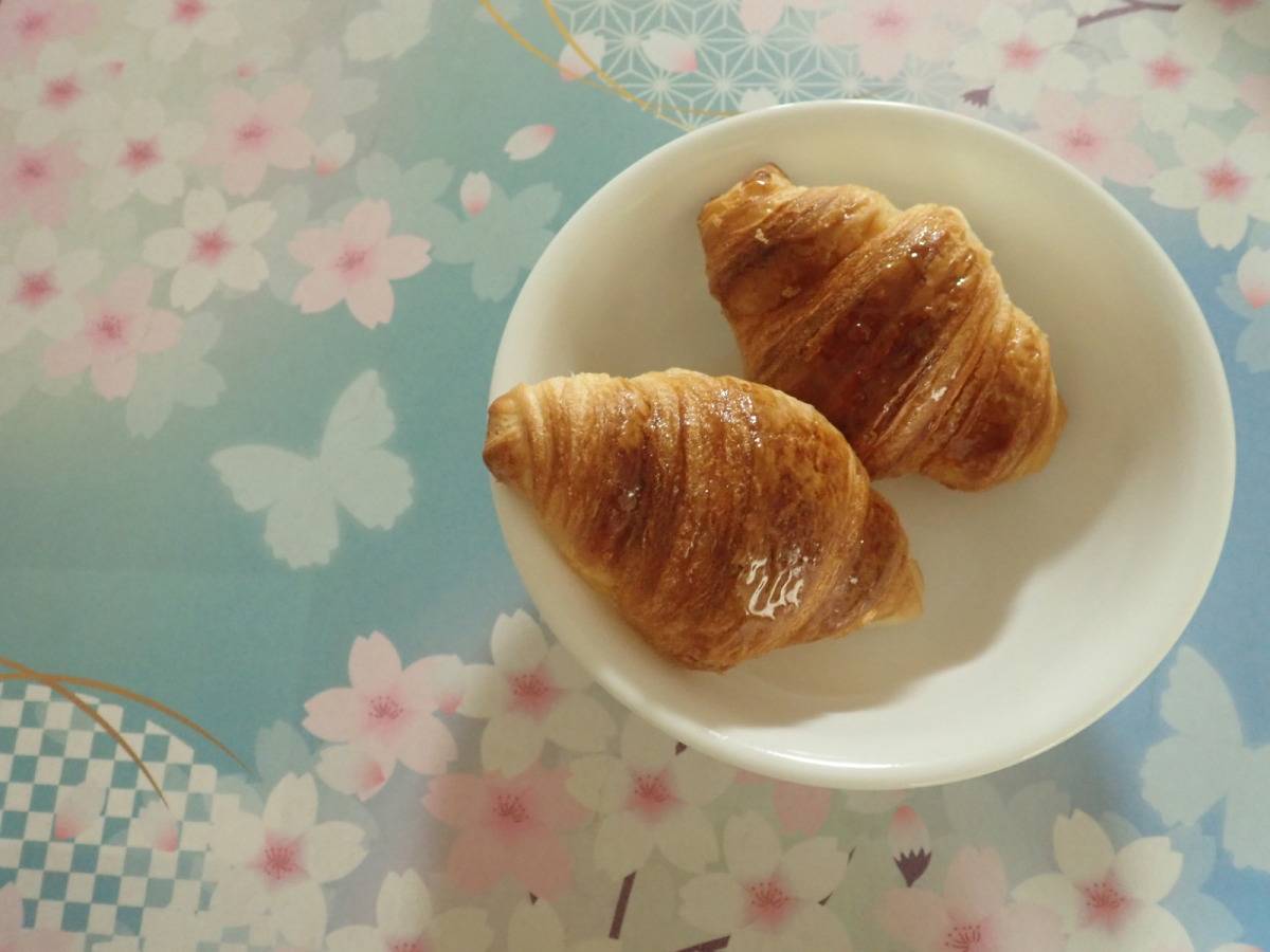 ダイソーのPPランチョンマット(さくら)