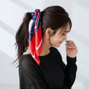 赤系スカーフを使った春コーデおすすめ10選♡アクセ感覚で取り入れて！