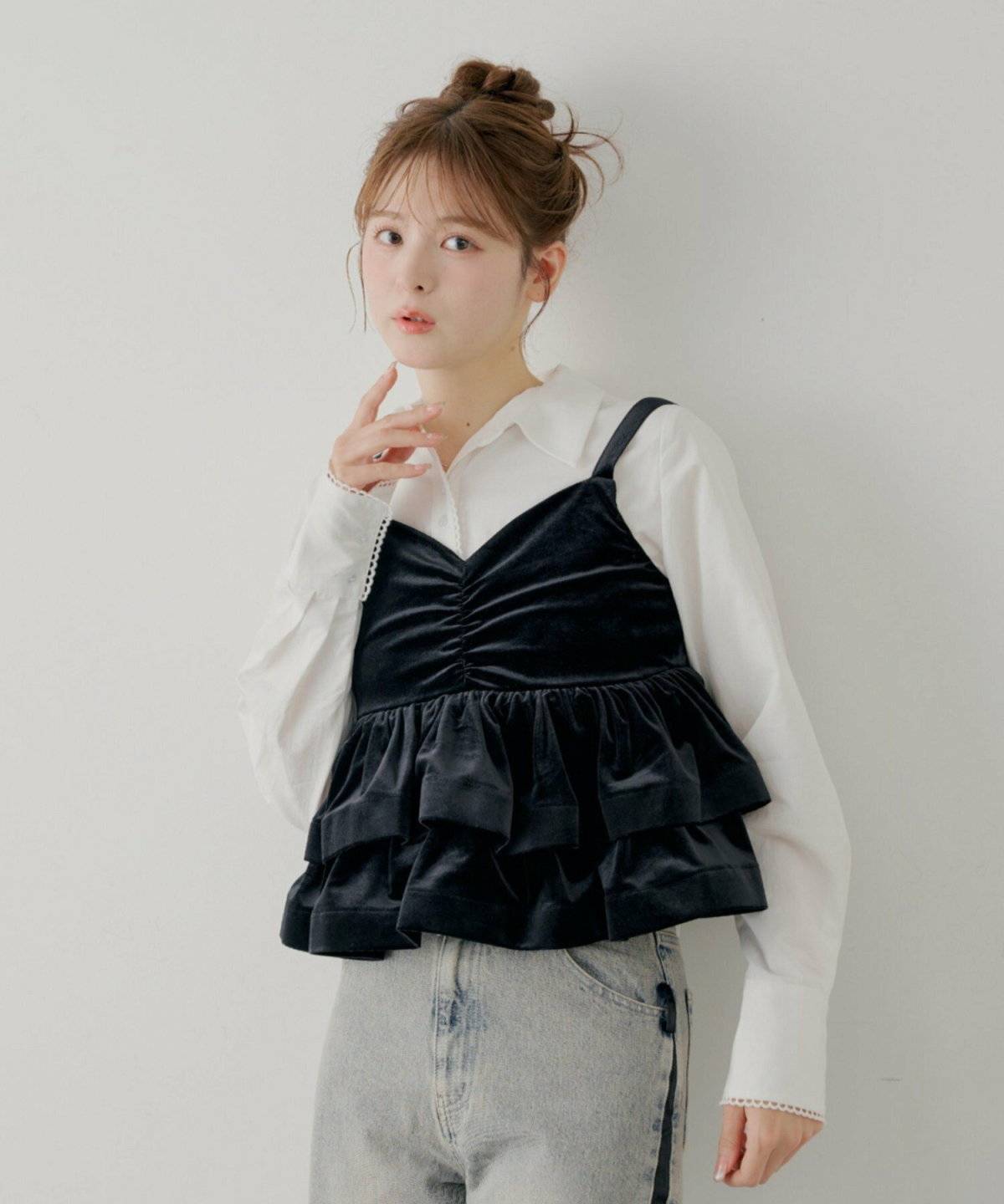 ベロア生地のビスチェ