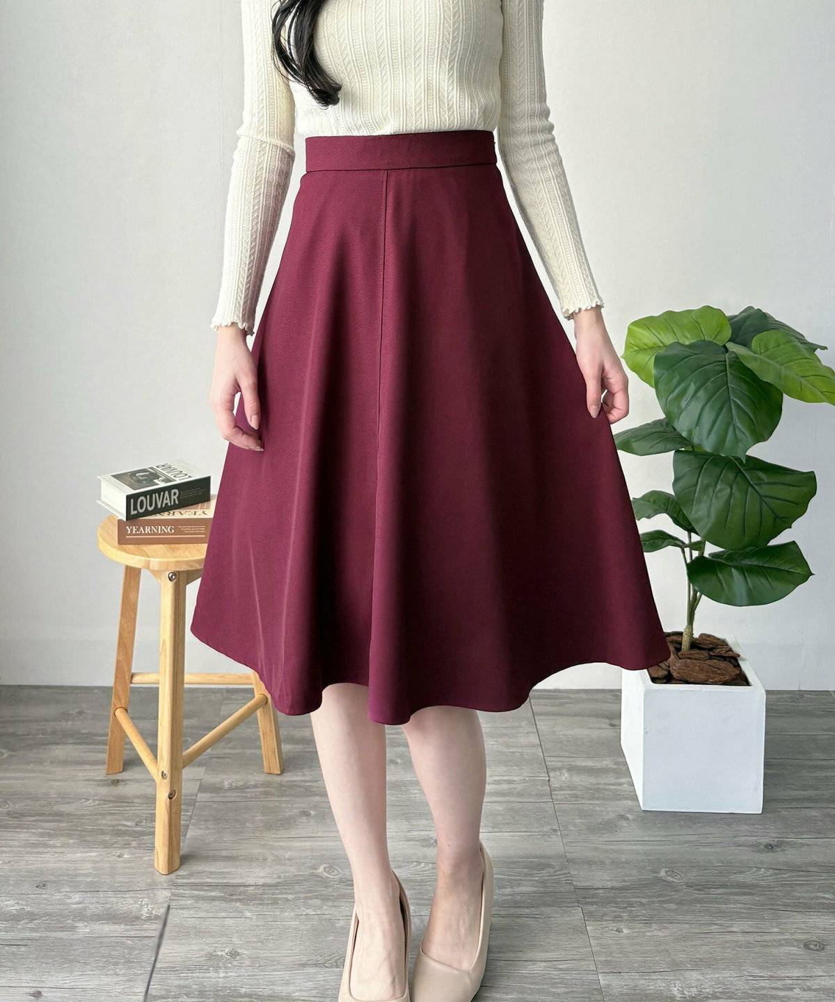 クラシカルコーデの女性