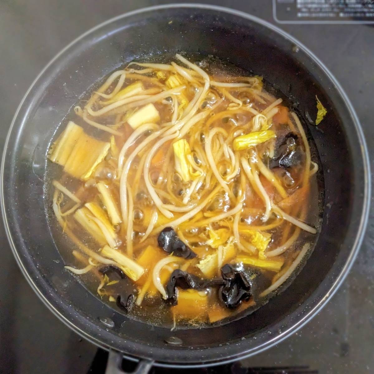 チャルメラ公式の「5分で作れる五目あんかけかた焼きそば」のレシピ