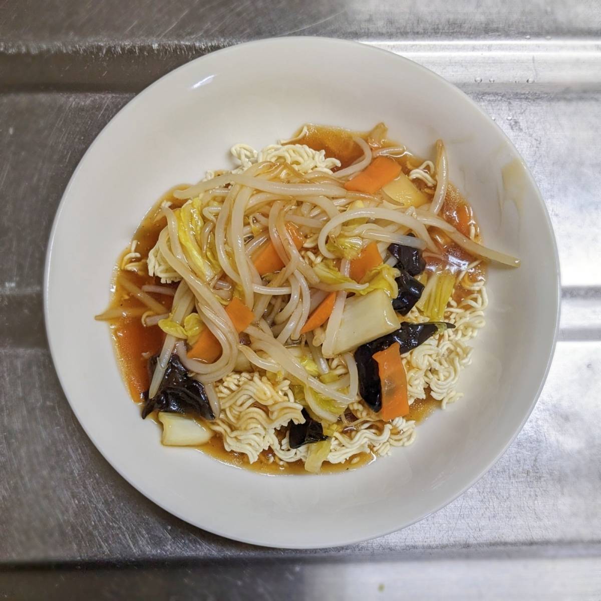 チャルメラ公式の「5分で作れる五目あんかけかた焼きそば」のレシピ