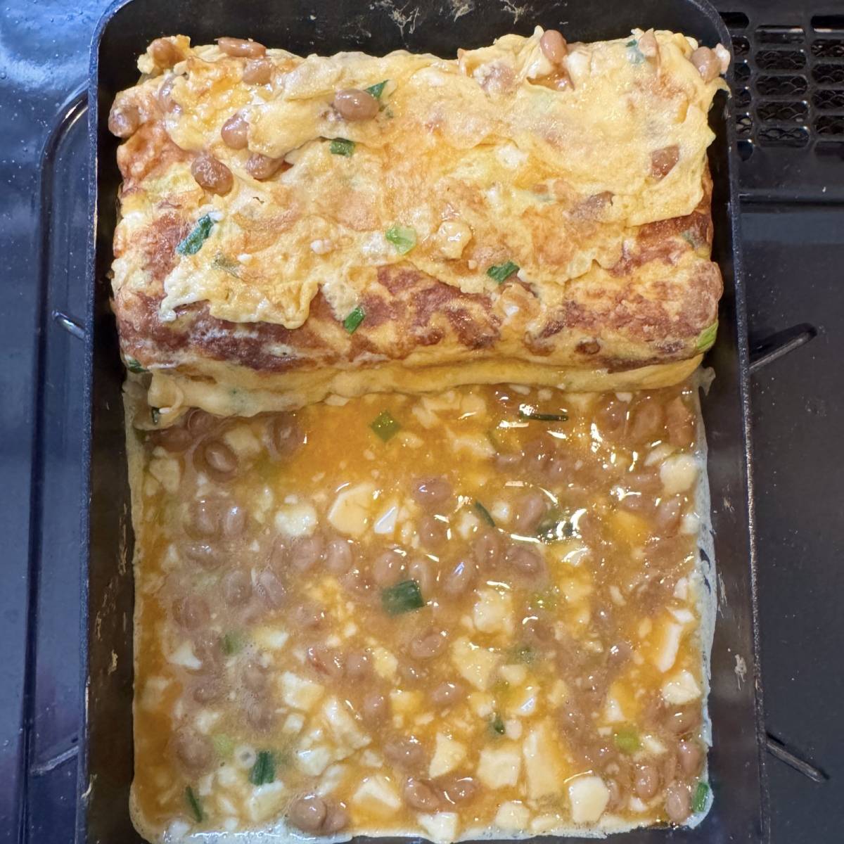 タカノフーズ公式の「納豆と豆腐のふわふわだし巻き卵」のレシピ