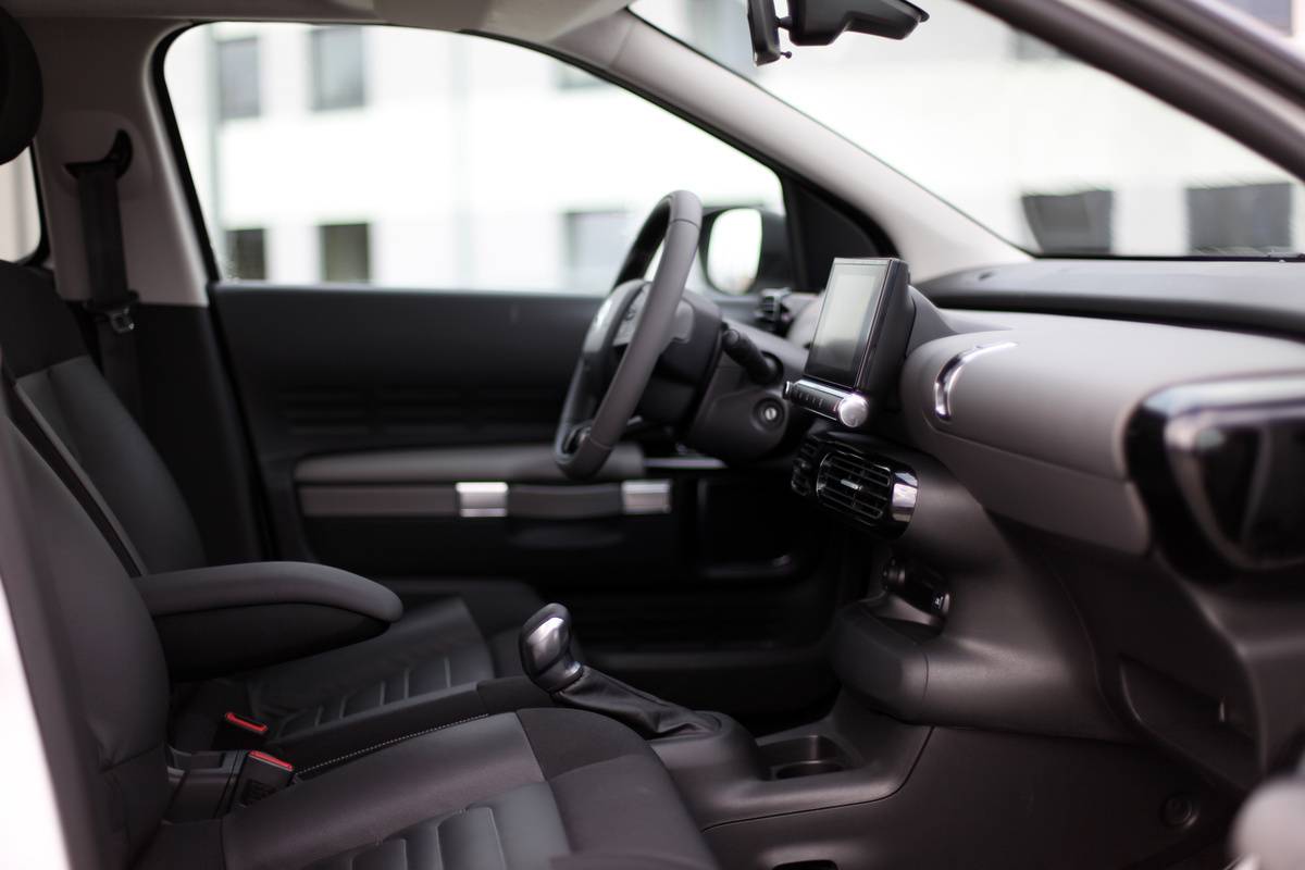 車 勝負運 下がる 壊れた物