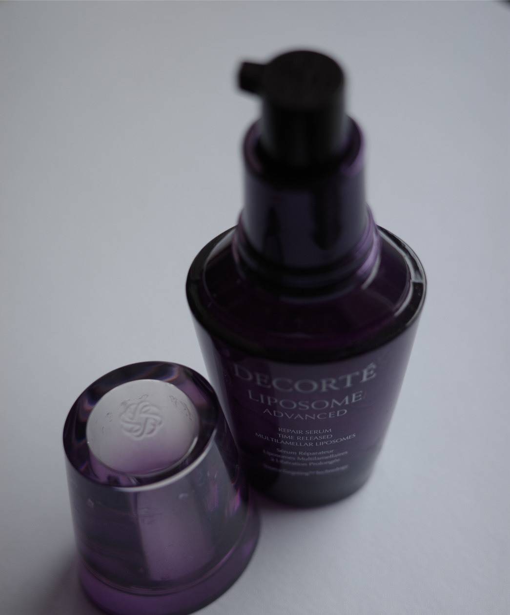 コスメデコルテの導入美容液 リポソーム アドバンスト リペアセラム