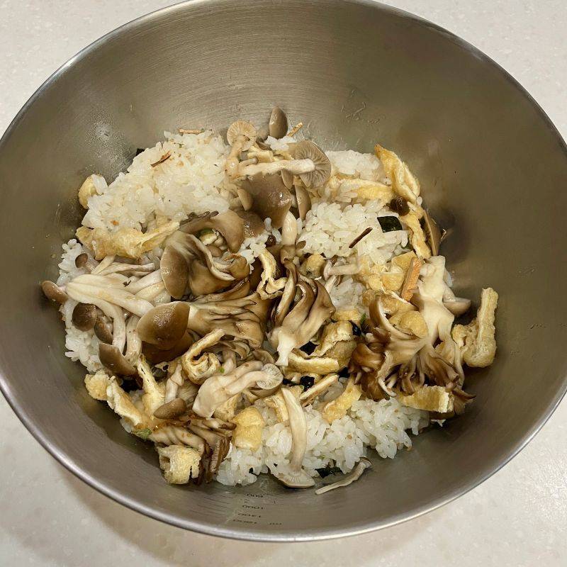 永谷園公式の「きのこの混ぜ込みご飯」のレシピ