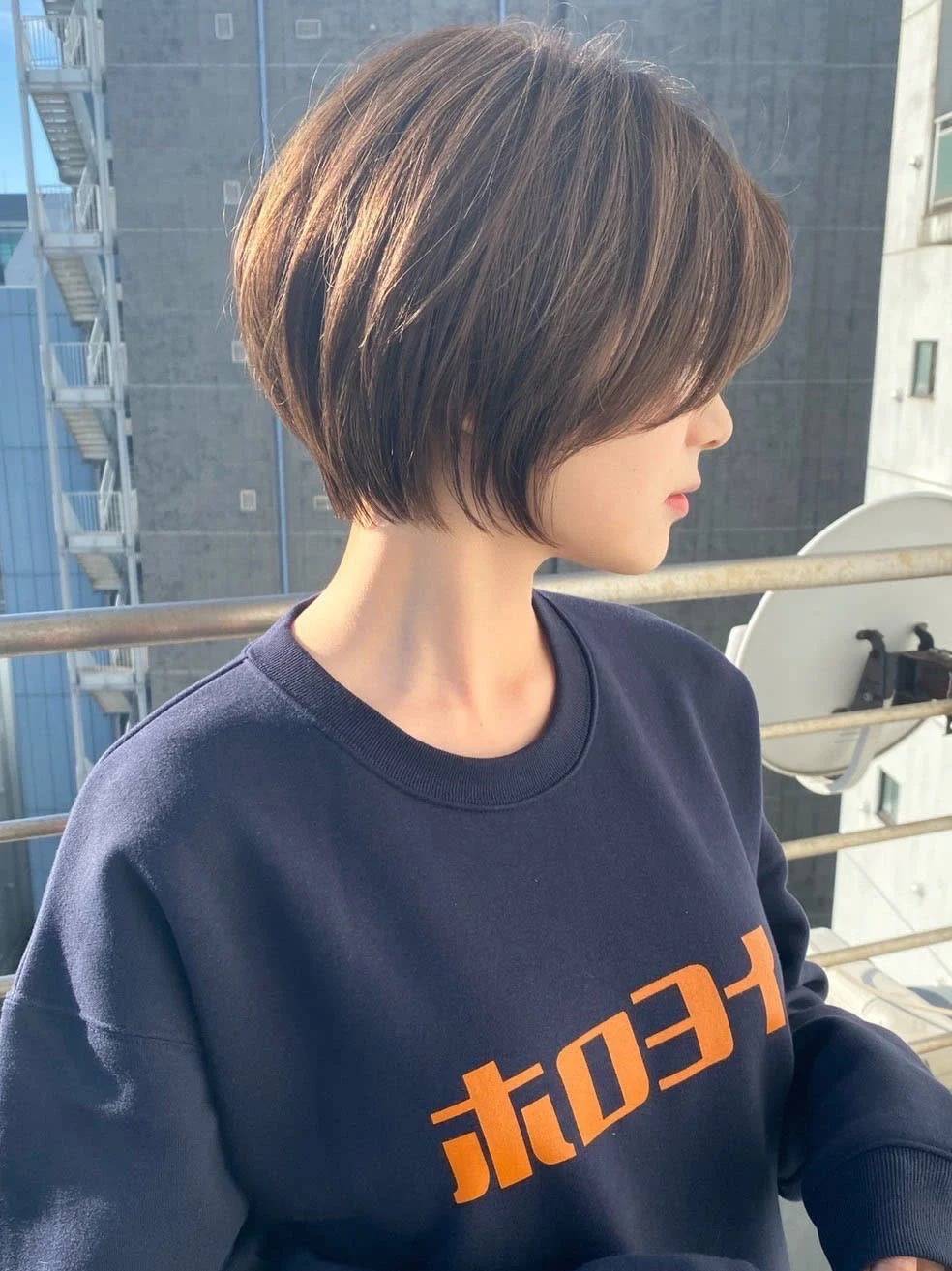 シンプル丸みショート