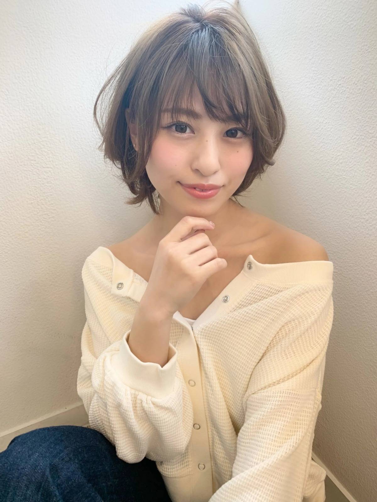 ひし形のラフ感ショート