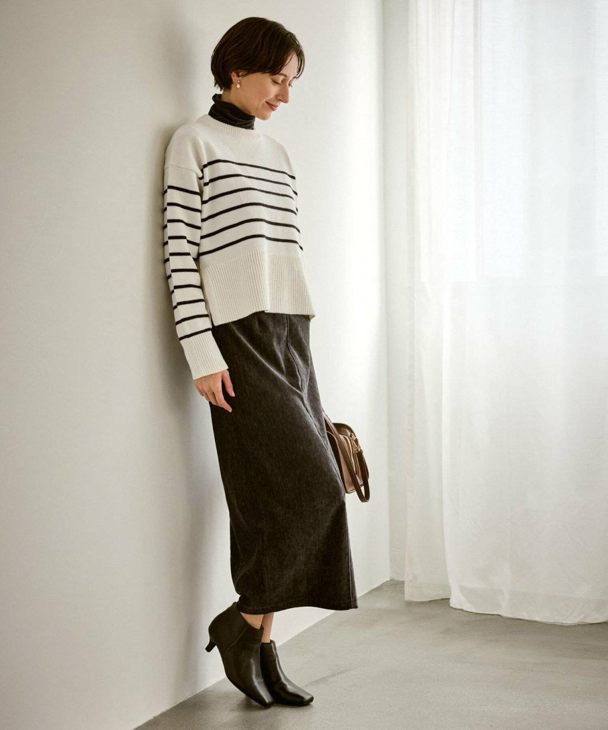 スカートコーデの女性