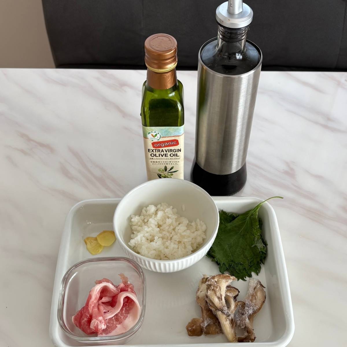 JAグループ公式の「豚肉、きのこ、シソの混ぜご飯」のレシピ