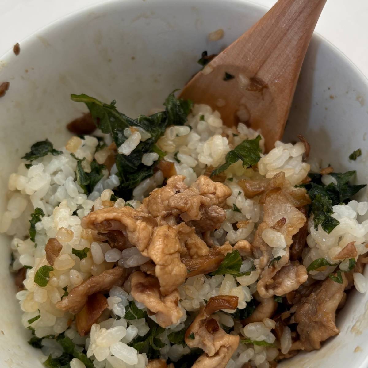 JAグループ公式の「豚肉、きのこ、シソの混ぜご飯」のレシピ