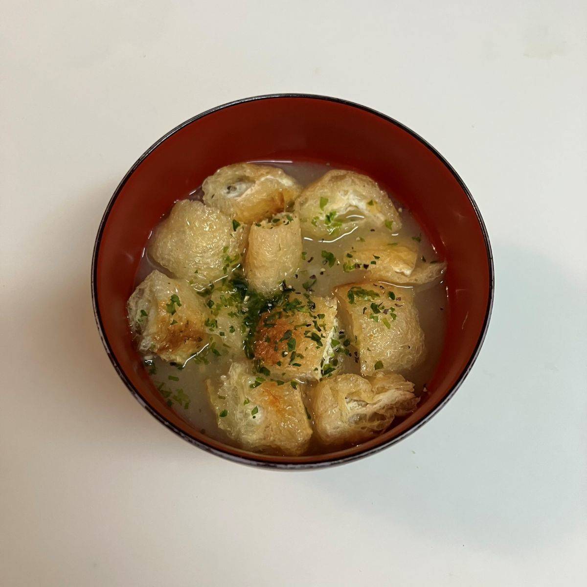 JAグループ公式の「えのきカリカリ油揚げ味噌汁」のレシピ