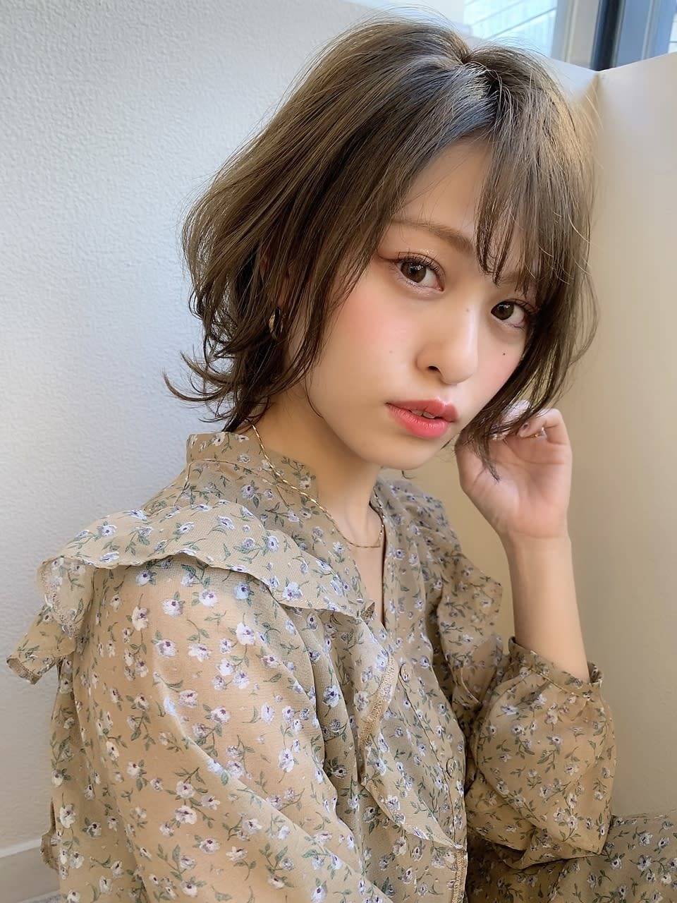 こなれレイヤーひし形ボブ