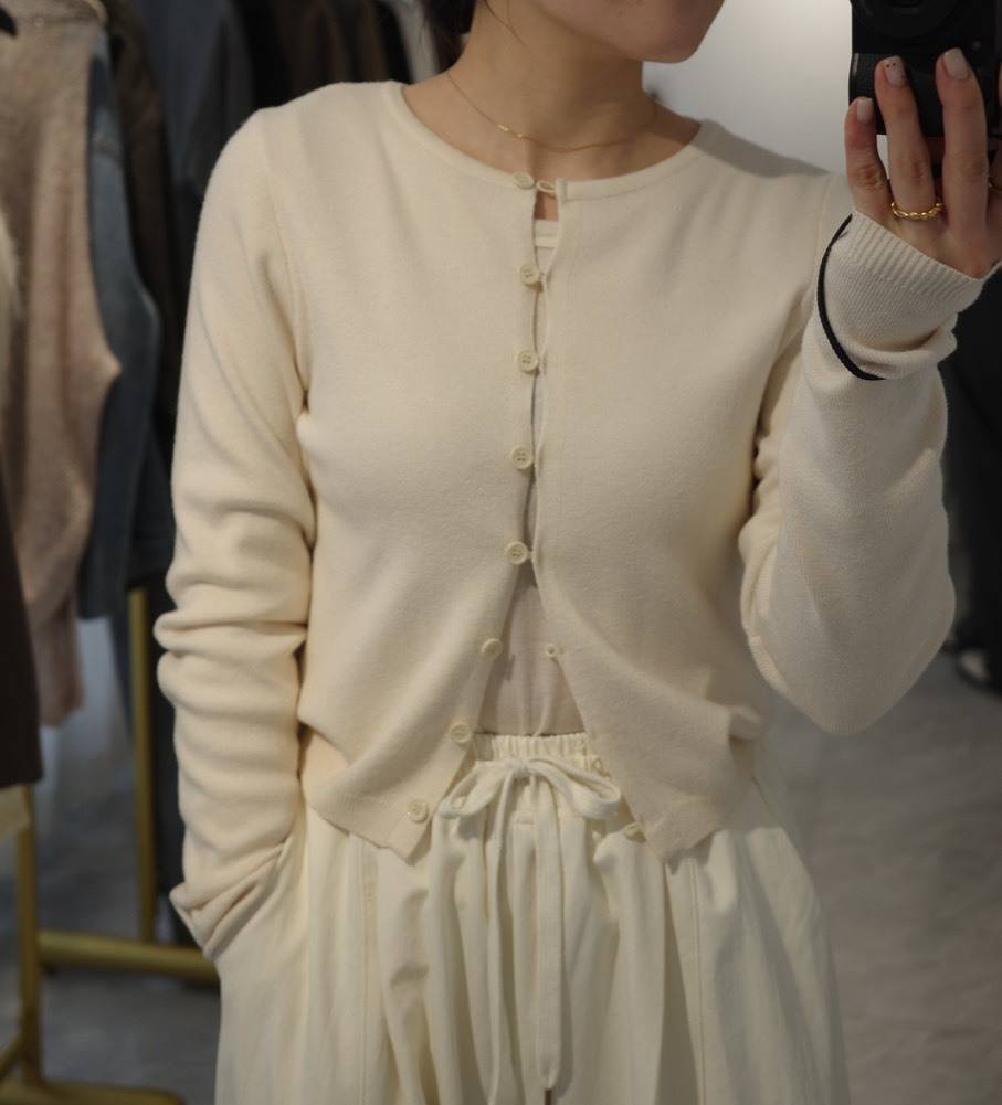 ラジエムのニットカーディガン