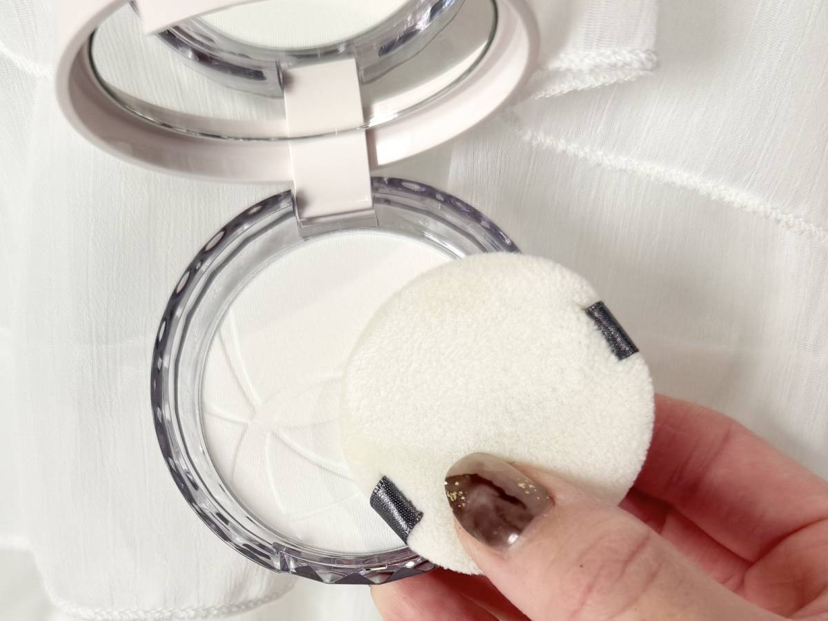 毛穴レスフィックスパウダー「CLクリア」