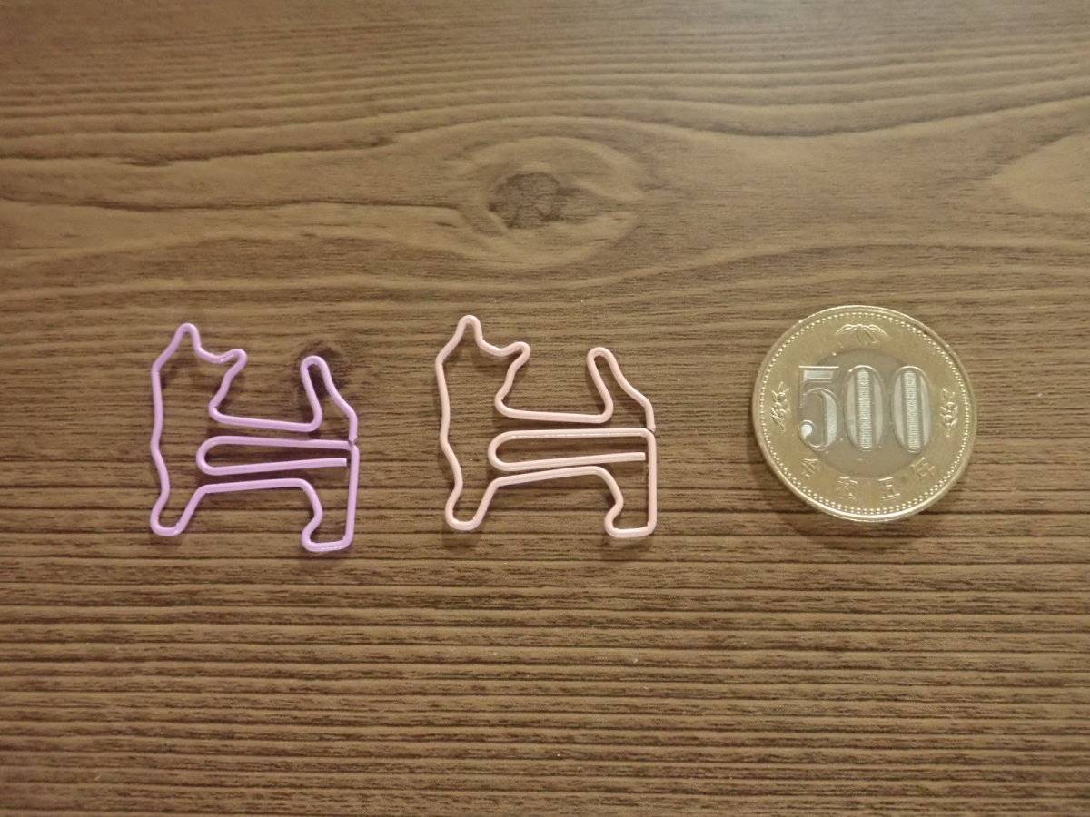 ダイソーのペーパークリップ(ネコ)