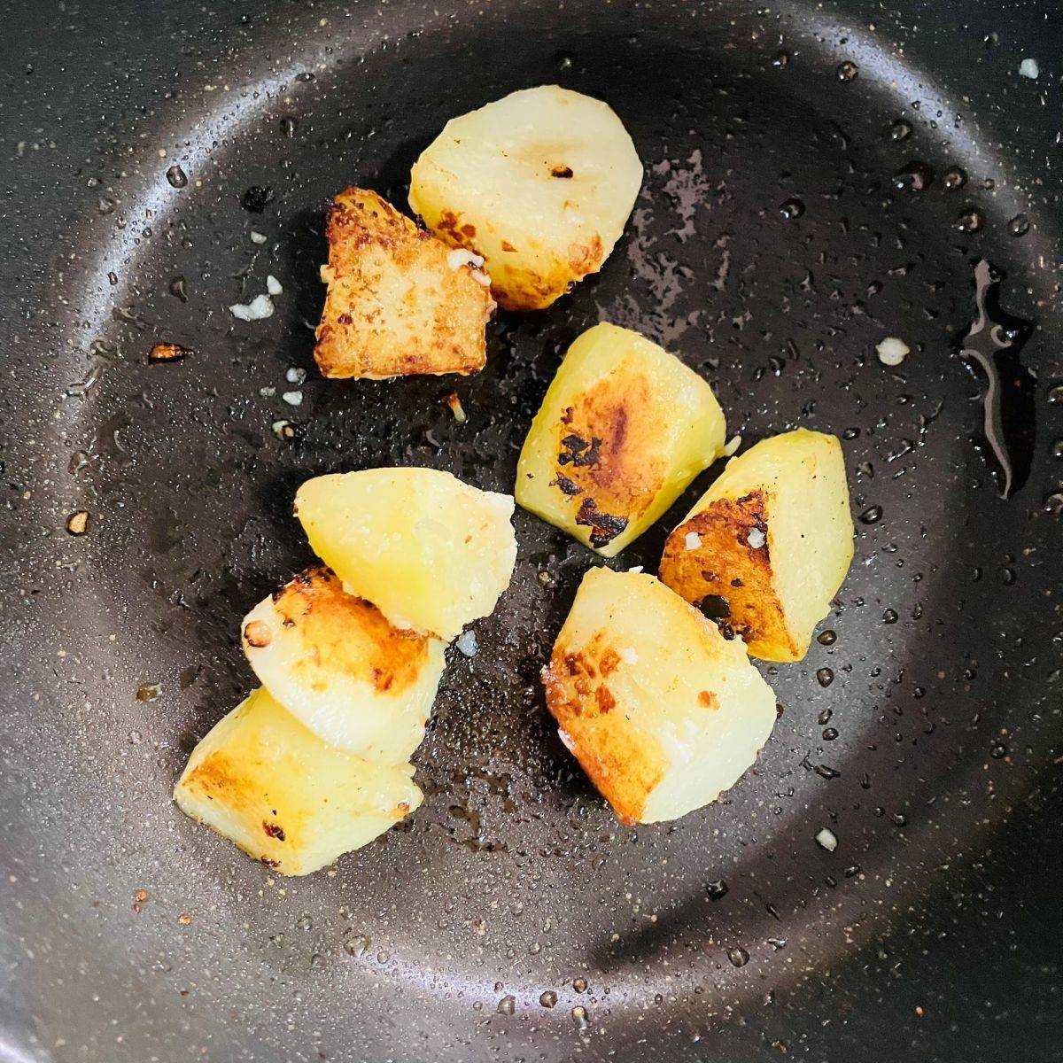 JAグループ公式の「じゃがいもガーリック風味」のレシピ