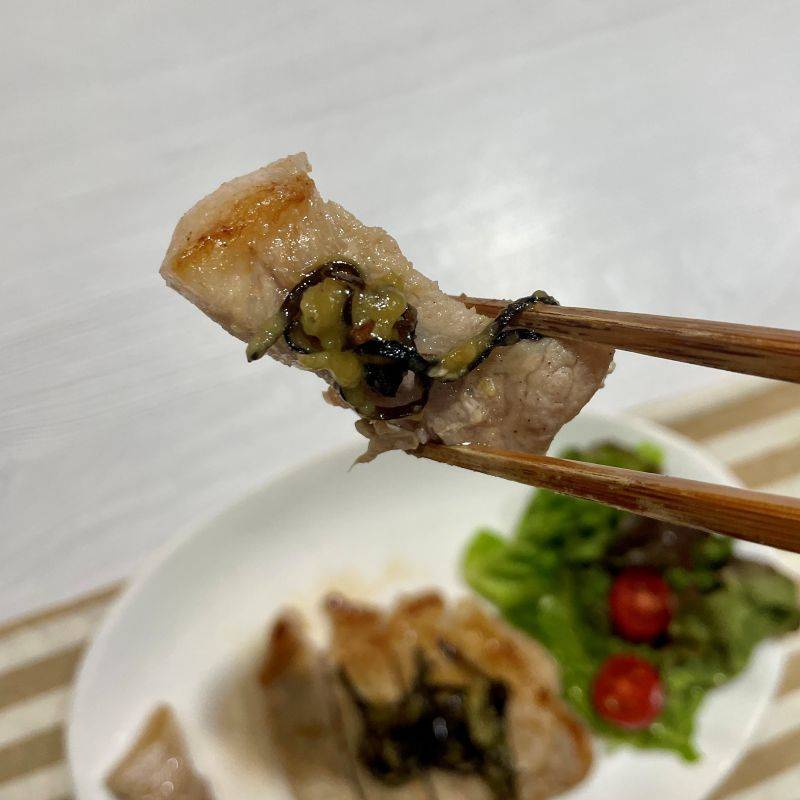 くらこん公式の「ステーキ〜塩こんぶわさびのせ〜」のレシピ