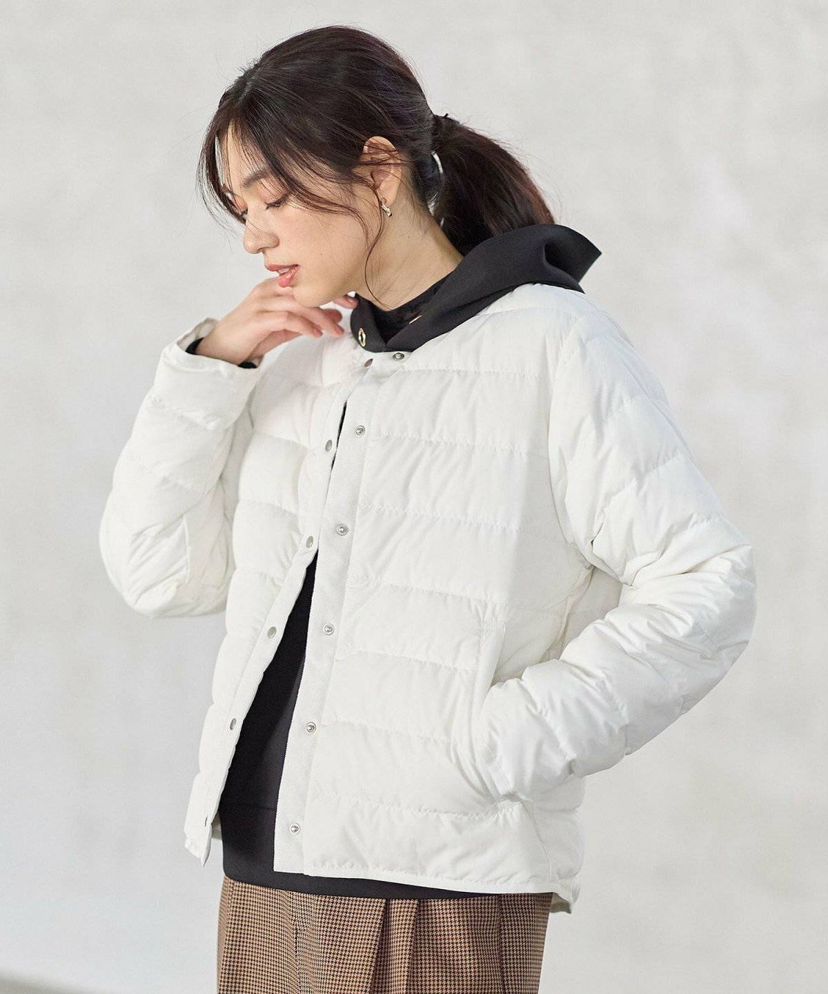 パーカー×ダウンの楽ちんコーデ