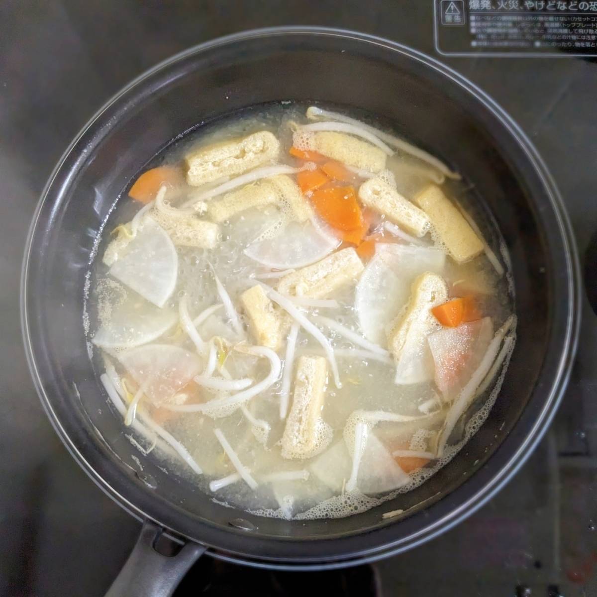 JAグループ公式の「大根と人参ともやしのお味噌汁♪」のレシピ