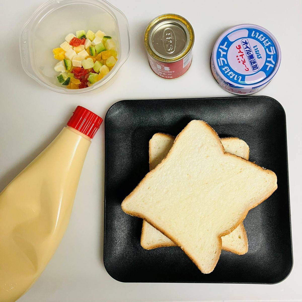 いなば公式の「ツナと彩り野菜のカレーサンド」のレシピ