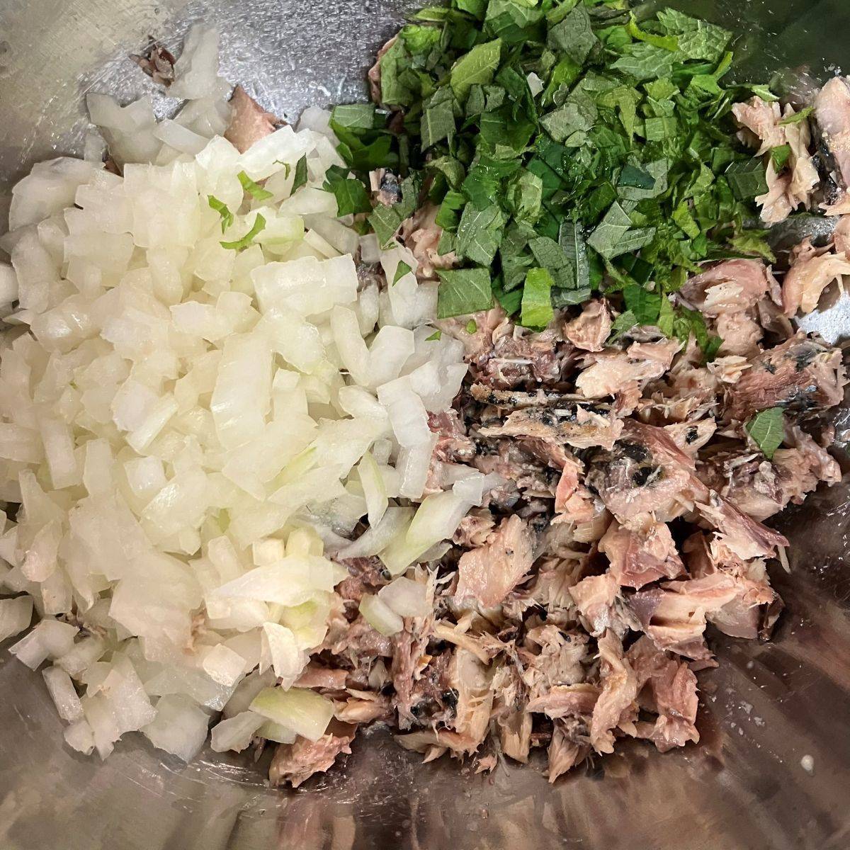 キョクヨー公式の「「さば水煮」缶でさばバーグ」のレシピ