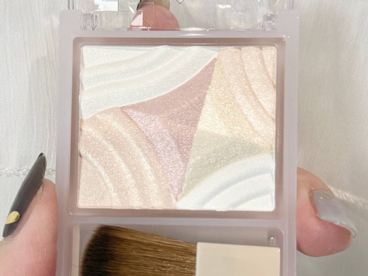 ブレンドカラーチーク H1ペールハイライト