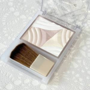 【セザンヌ】ひと塗りでとんでもなく大人可愛い！「最強アイテム」の新色