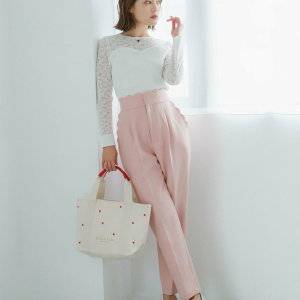 【春編】女性らしく。ショートヘアさんに似合うオフィスコーデ5つ